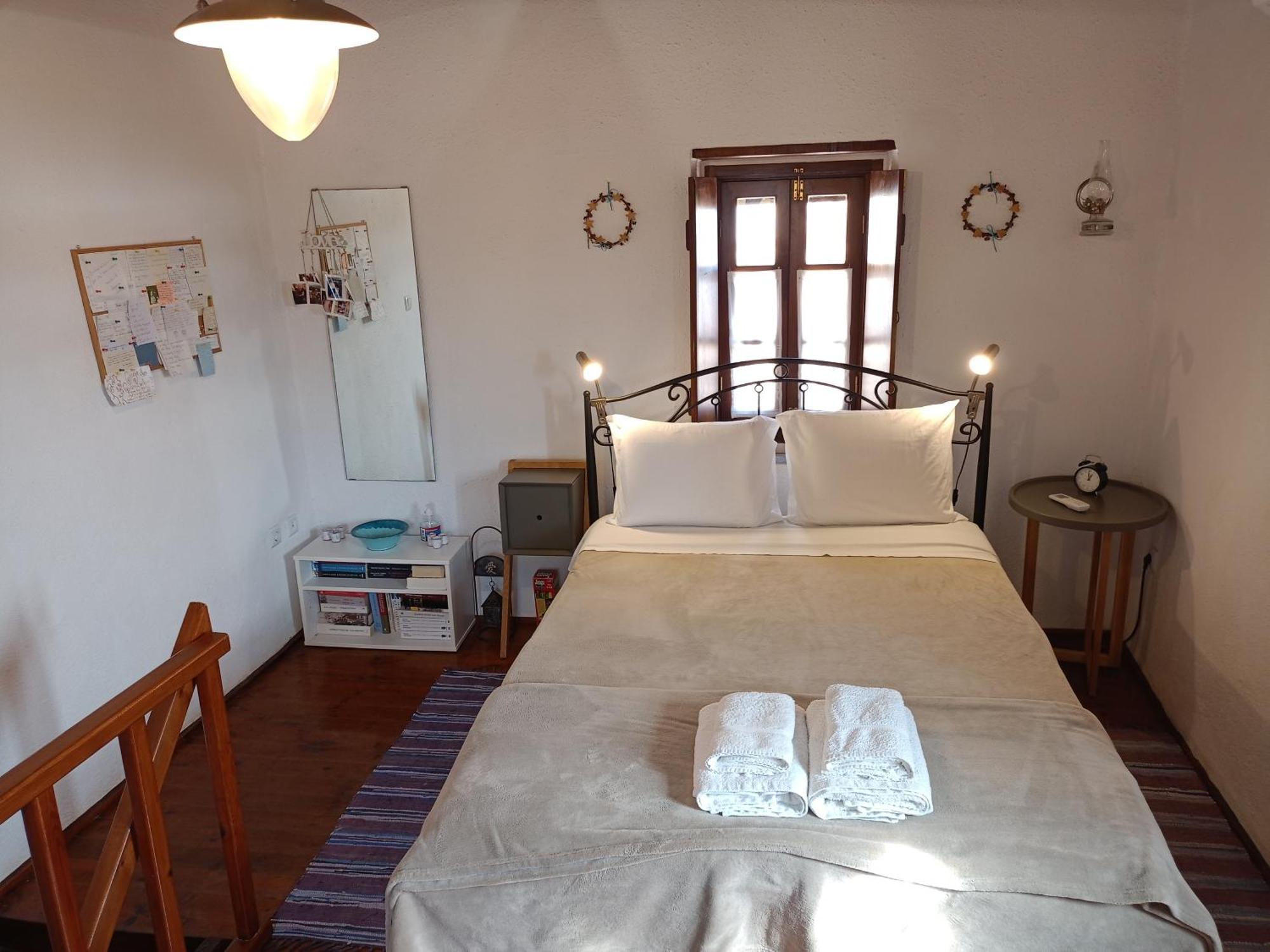 Kissamitakis Guesthouse モネンバシア エクステリア 写真